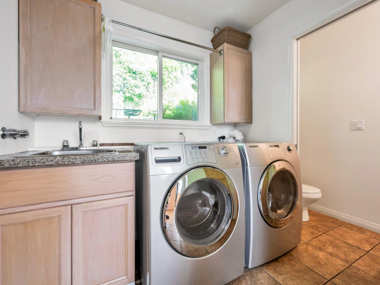 2582 Zurich Drive, Abbotsford, BC, V3G 1C4 - 15