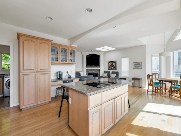 2582 Zurich Drive, Abbotsford, BC, V3G 1C4 - 10