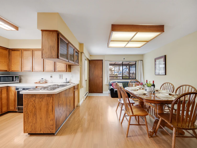 8241 Brynlor Drive, Burnaby, BC, V5E 4E2 - 9