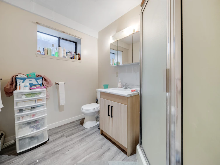 8241 Brynlor Drive, Burnaby, BC, V5E 4E2 - 27