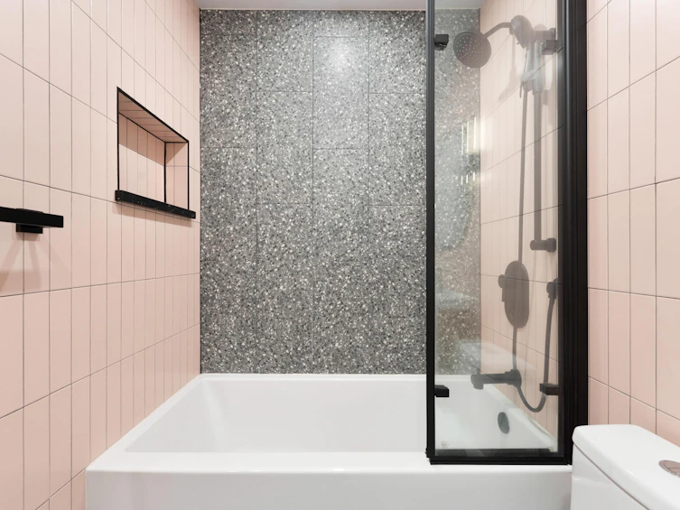 402-2133 Dundas Street, Vancouver, BC, V5L 1J7 - 23
