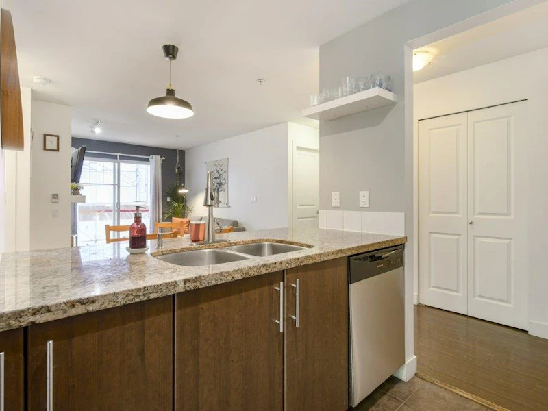 207 - 3240 St Johns Street, Port Moody BC V3H 0C1