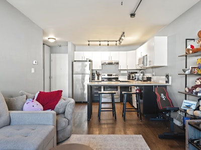 301-1209 Howie Avenue - 5