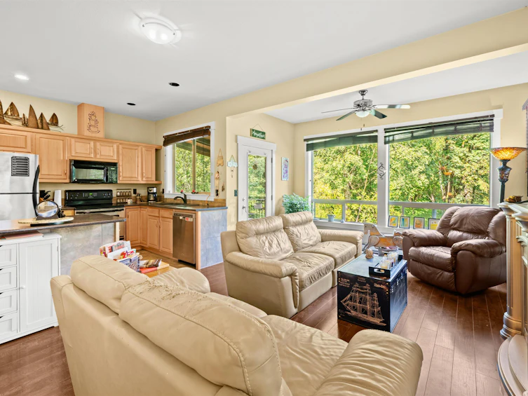 2518 Whatcom Road, Abbotsford, BC, V3G 2L5 - 24