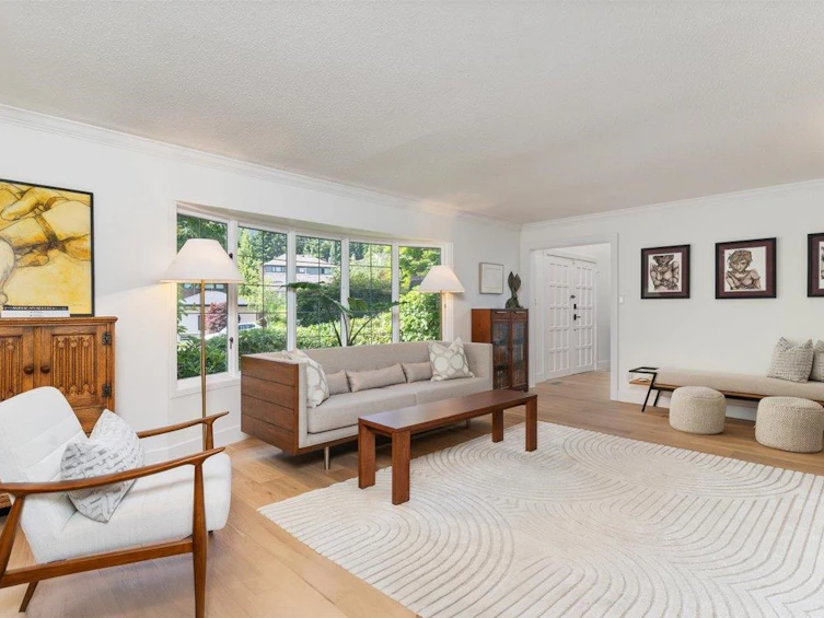 5446 Cliffridge Avenue, North Vancouver, BC, V7R 4M4 - 5