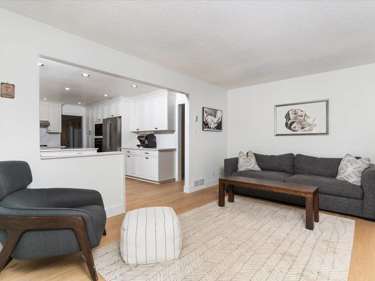 5446 Cliffridge Avenue, North Vancouver, BC, V7R 4M4 - 13