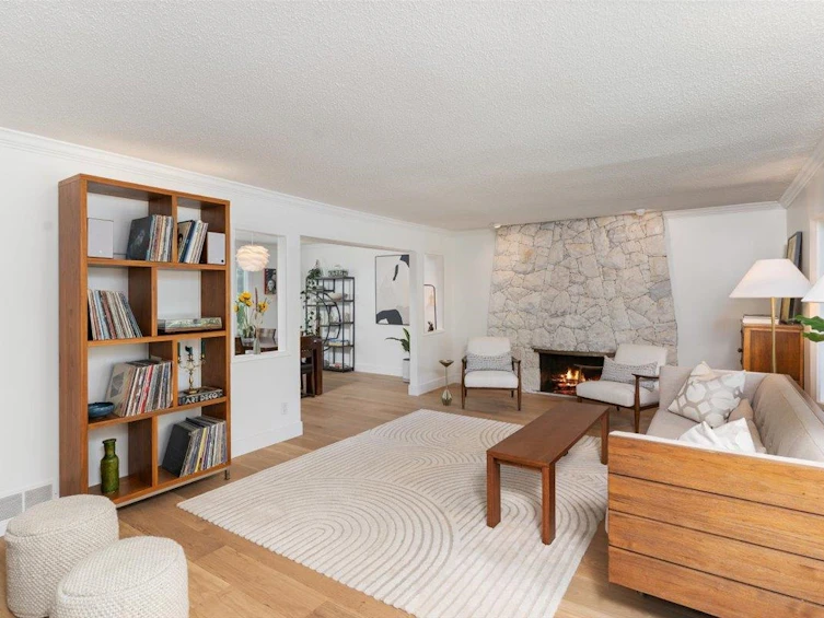 5446 Cliffridge Avenue, North Vancouver, BC, V7R 4M4 - 3