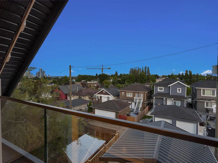 2-2864 E Georgia Street, Vancouver, BC, V5K 2K4 - 16