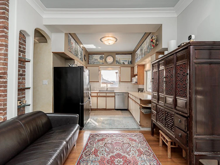 830 E 14th Avenue, Vancouver, BC, V5T 2N6 - 9