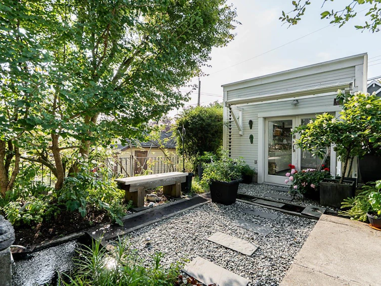 830 E 14th Avenue, Vancouver, BC, V5T 2N6 - 28