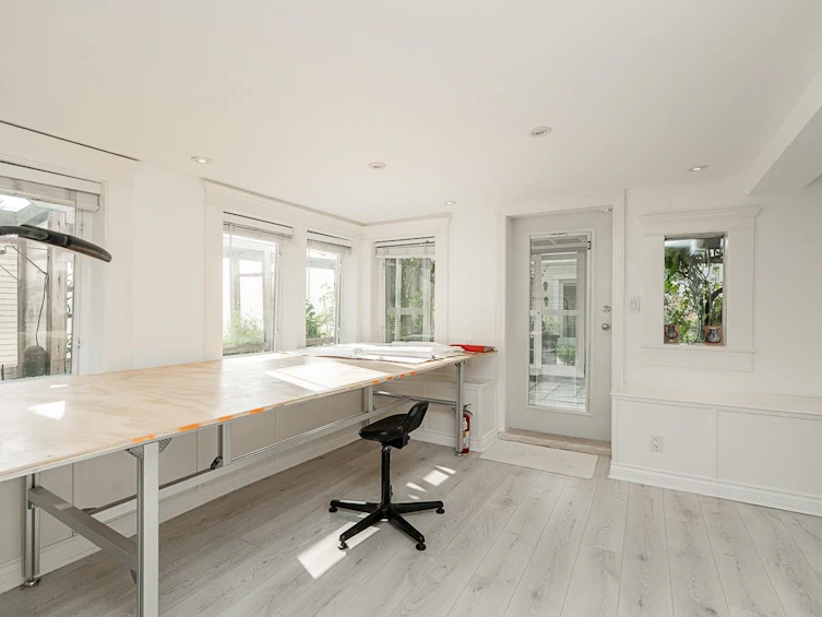 830 E 14th Avenue, Vancouver, BC, V5T 2N6 - 21