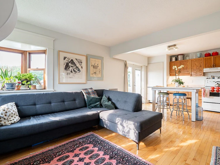830 E 14th Avenue, Vancouver, BC, V5T 2N6 - 31