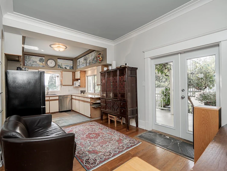 830 E 14th Avenue, Vancouver, BC, V5T 2N6 - 6