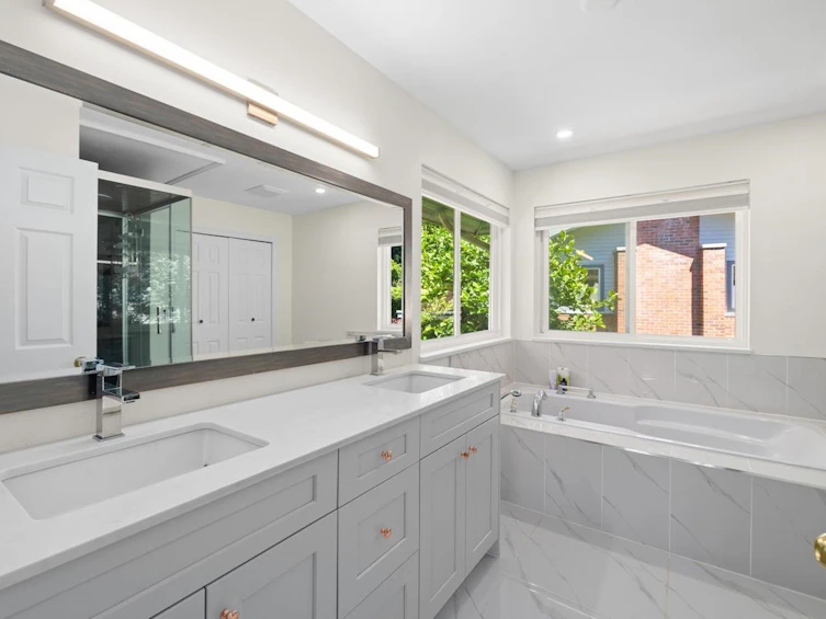 6755 Dufferin Avenue, West Vancouver, BC, V7W 3B7 - 26