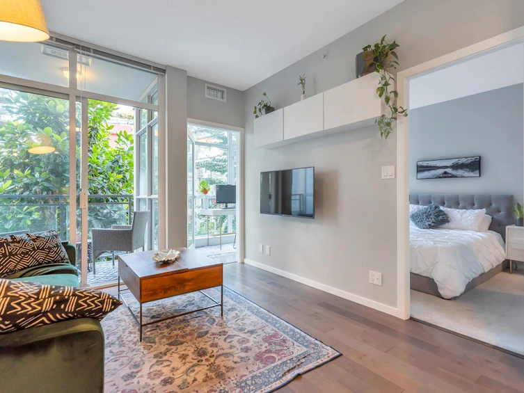 206-63 W 2nd Avenue, Vancouver, BC, V5Y 0G8 - 2