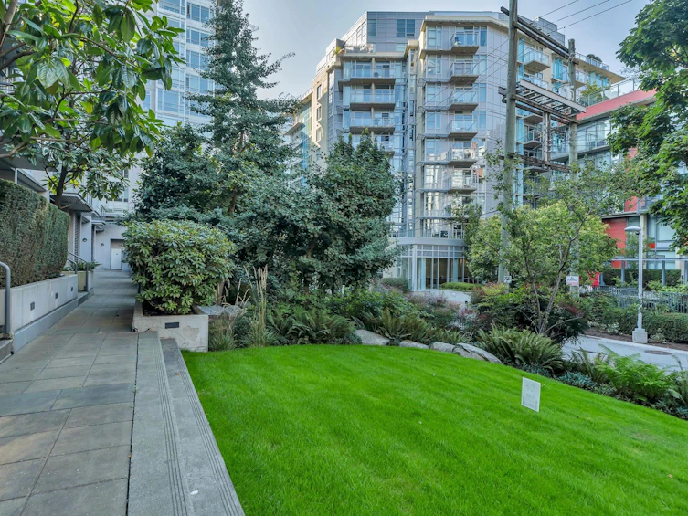 206-63 W 2nd Avenue, Vancouver, BC, V5Y 0G8 - 31