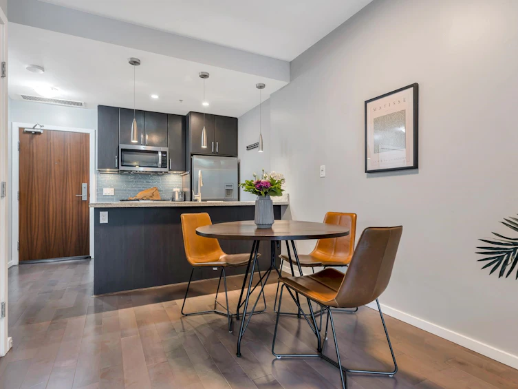 206-63 W 2nd Avenue, Vancouver, BC, V5Y 0G8 - 5