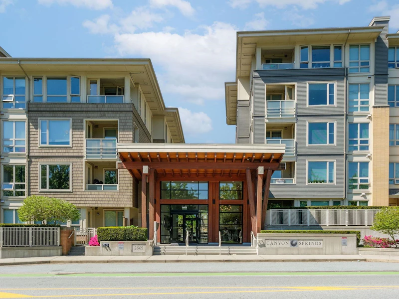 219 - 2665 Mountain Highway, North Vancouver BC