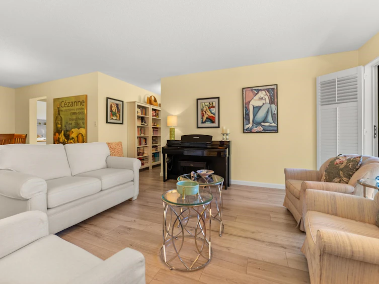 203-10180 Ryan Road, Richmond, BC, V7A 4P9 - 4