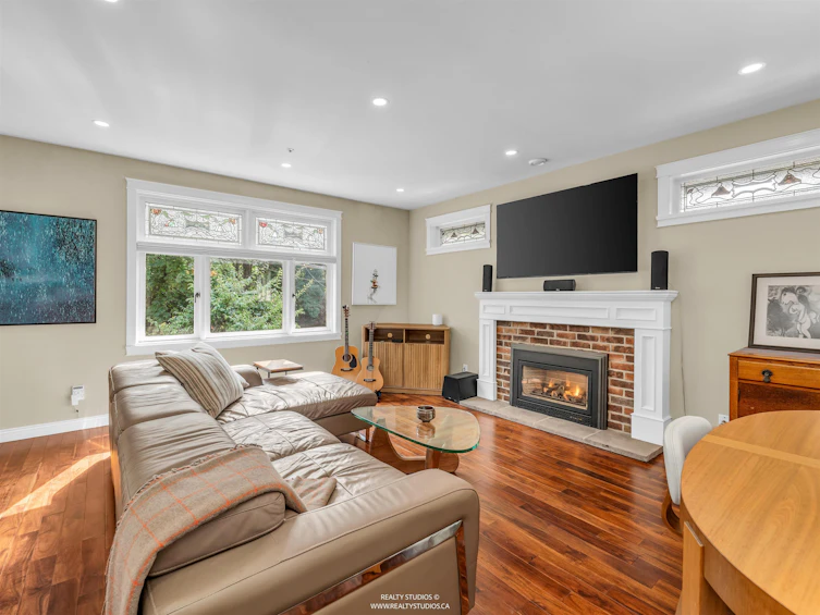 4-2535 W 6th Avenue, Vancouver, BC, V6K 1W4 - 4