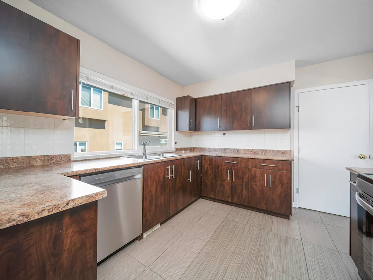 3871 Youngmore Road, Richmond, BC, V7C 1R5 - 12