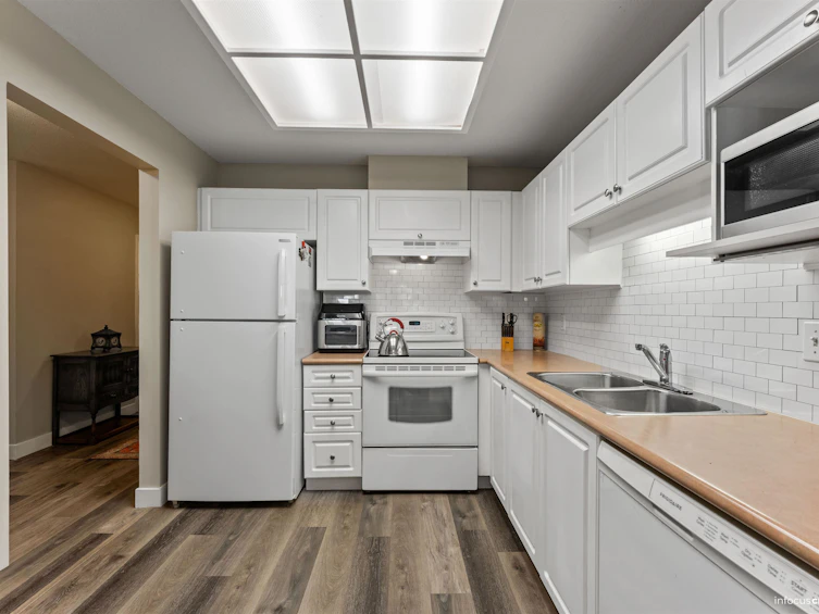 203-12155 191b Street, Pitt Meadows, BC, V3Y 2S2 - 10