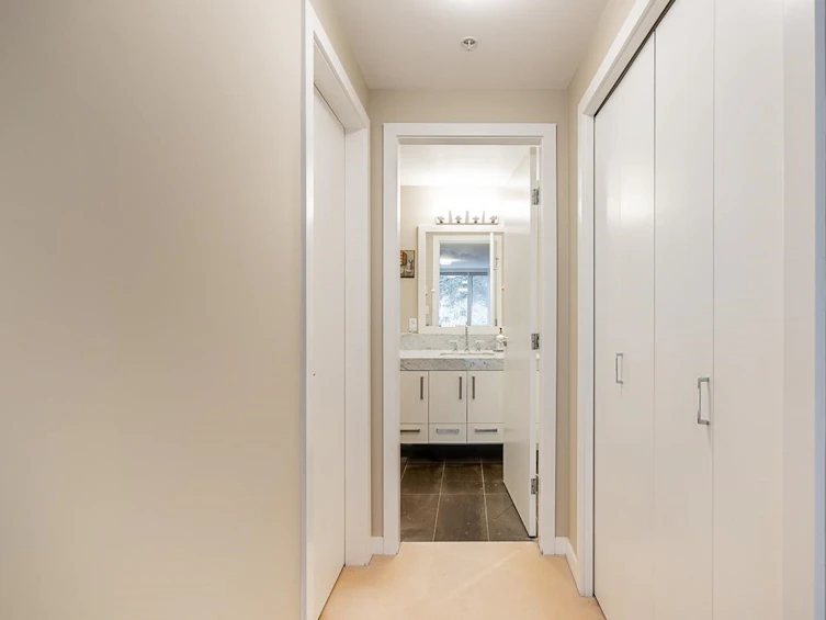 6198 Wilson Avenue, Burnaby, BC, V5H 2R8 - 28
