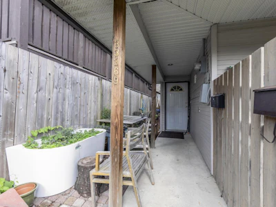 33369 3rd Avenue - 4