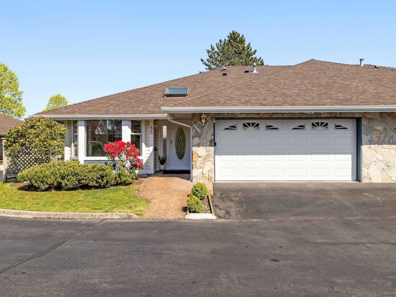 42 - 21746 52nd Avenue, Langley BC V2Y 1L4