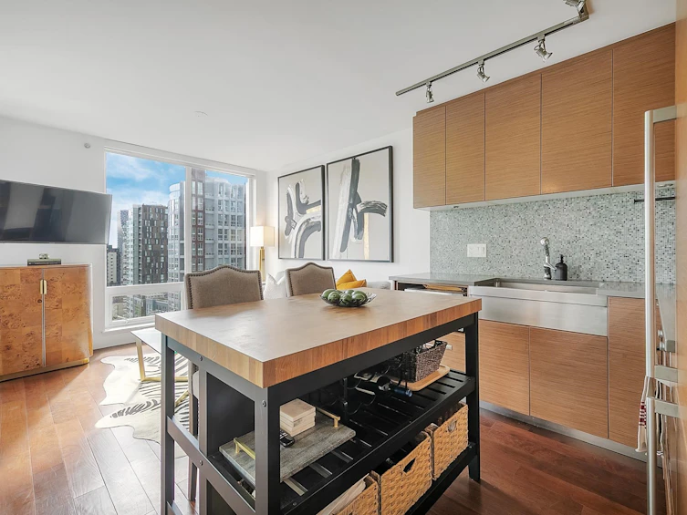 1502-565 Smithe Street, Vancouver, BC, V6B 0E4 - 4