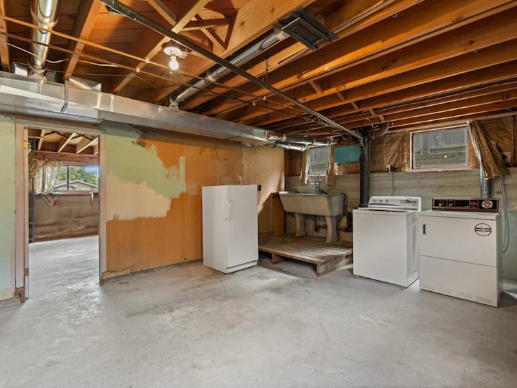 5459 Forglen Drive, Burnaby, BC, V5H 3K8 - 24