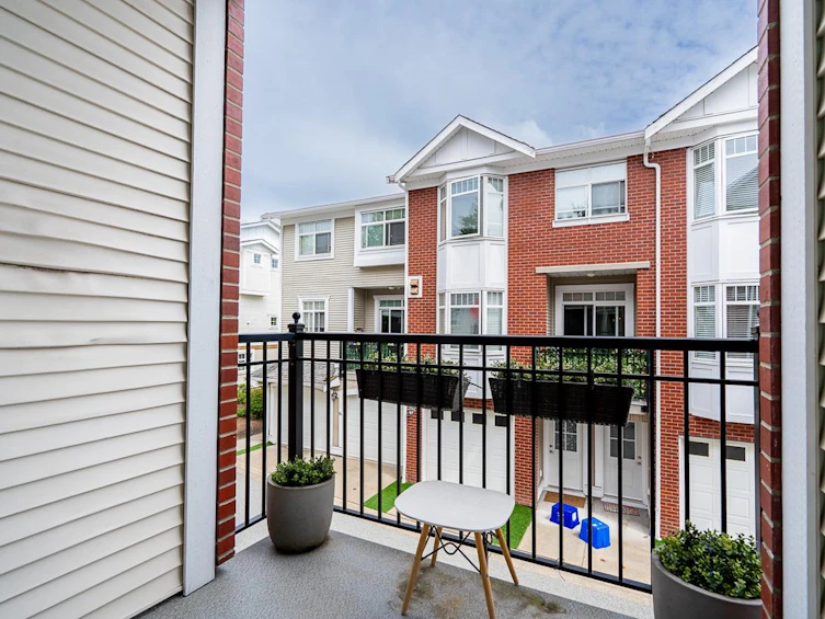 109-19551 66 Avenue, Surrey, BC, V4N 0Z4 - 19