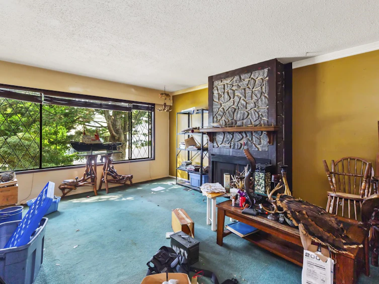 7674 Juniper Street, Mission, BC, V2V 4R2 - 4