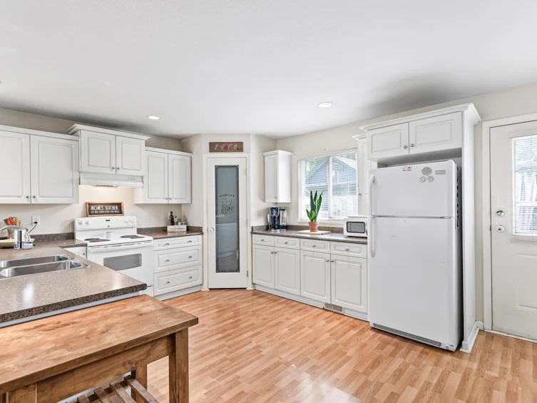 22666 123 Avenue, Maple Ridge, BC, V2X 4E2 - 19