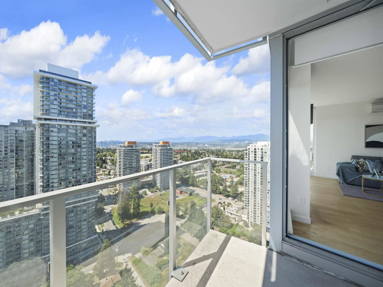 3303-13438 Central Avenue, Surrey, BC, V3T 0N2 - 15