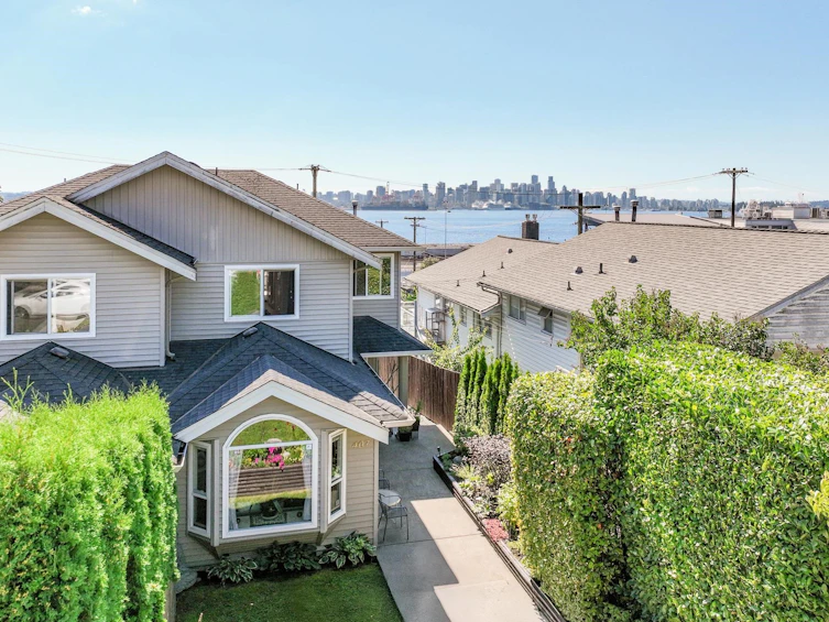 407 E 1st Street, North Vancouver, BC, V7L 1B8 - 2