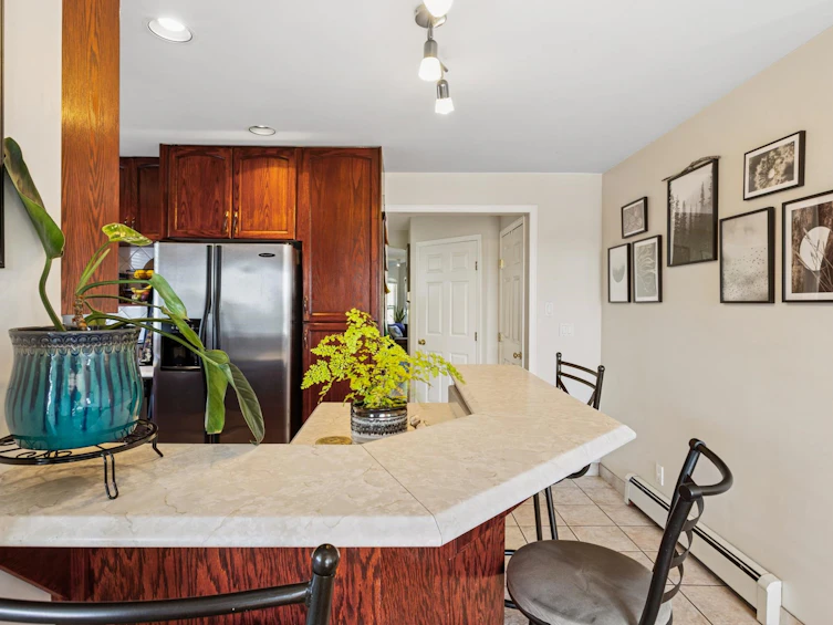 407 E 1st Street, North Vancouver, BC, V7L 1B8 - 11