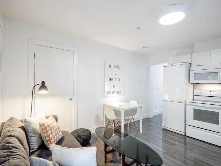 33 E 22nd Avenue, Vancouver, BC, V5V 1T3 - 27