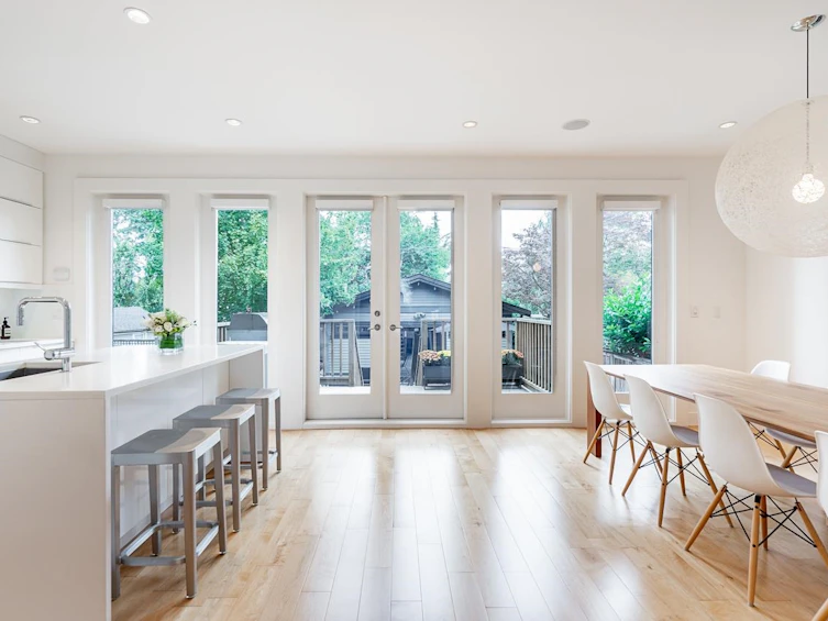 33 E 22nd Avenue, Vancouver, BC, V5V 1T3 - 11