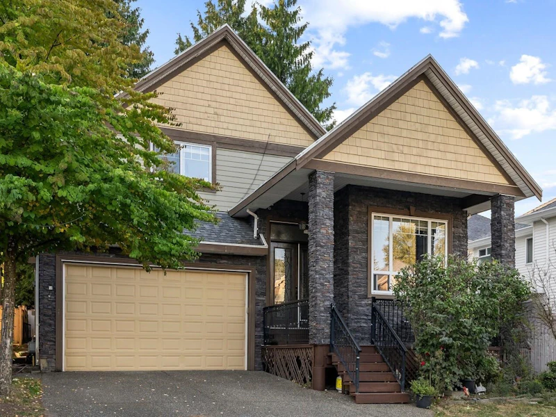 5841 138th Street, Surrey BC V3X 0C9