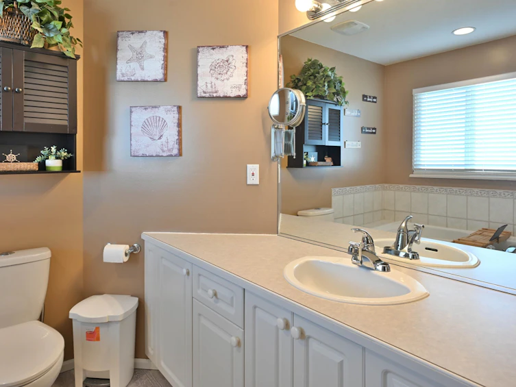 18863 64a Avenue, Surrey, BC, V3S 8V3 - 29