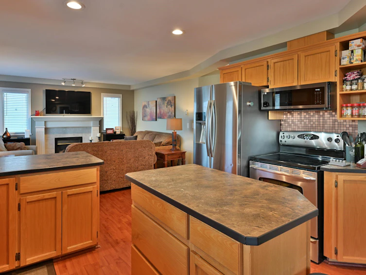 18863 64a Avenue, Surrey, BC, V3S 8V3 - 13