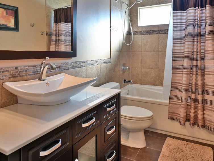18863 64a Avenue, Surrey, BC, V3S 8V3 - 22