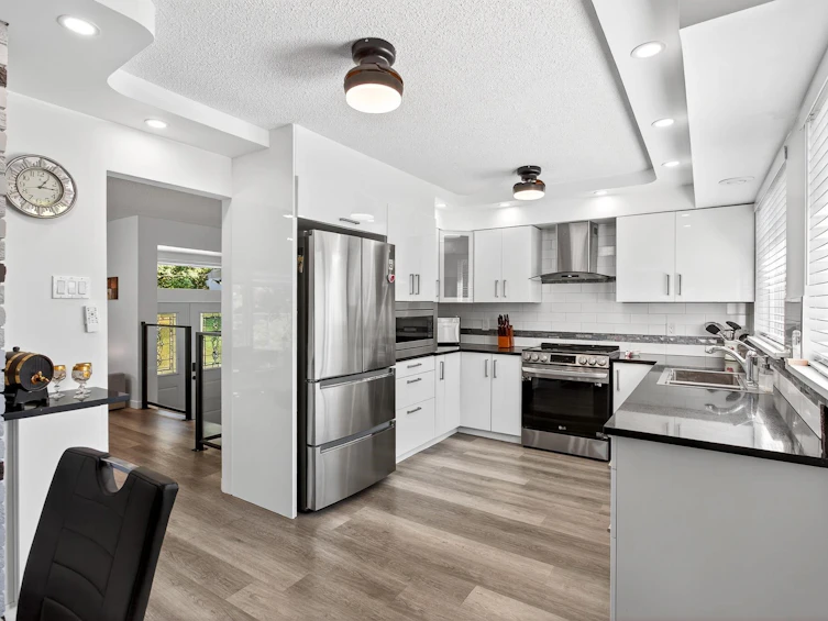 11906 100 Avenue, Surrey, BC, V3V 2W1 - 13