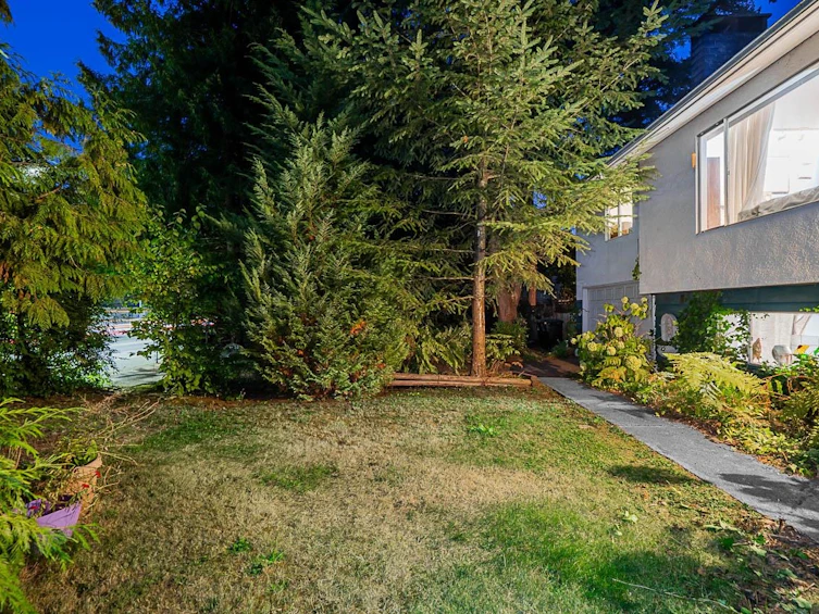 20850 48 Avenue, Langley, BC, V3A 3L9 - 11