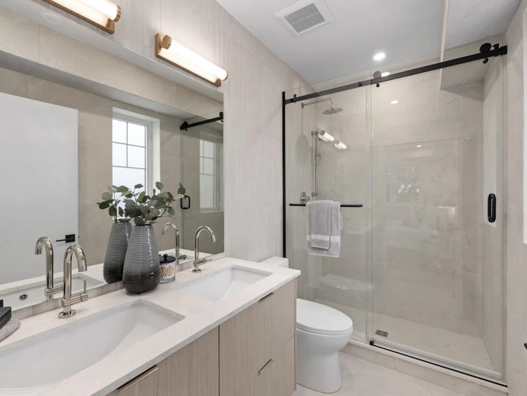 1-332 E 20th Avenue, Vancouver, BC, V5V 1M3 - 20