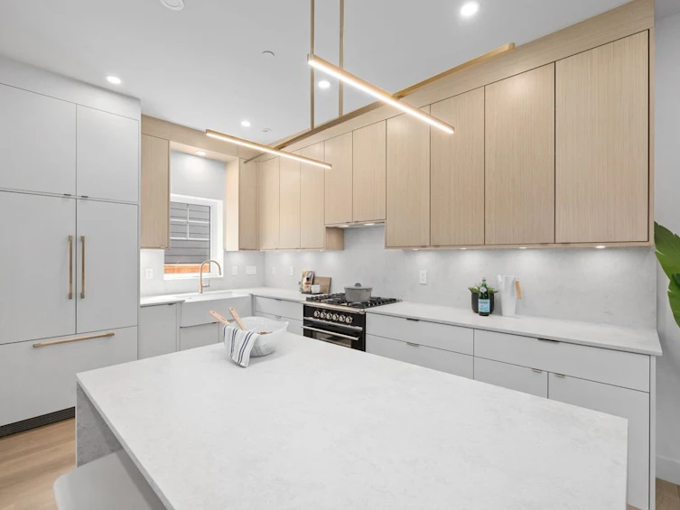 1-332 E 20th Avenue, Vancouver, BC, V5V 1M3 - 11