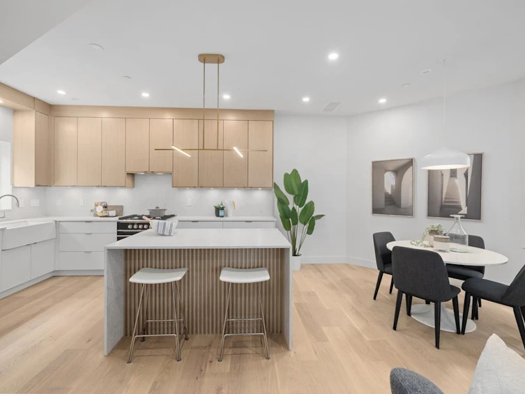 1-332 E 20th Avenue, Vancouver, BC, V5V 1M3 - 9