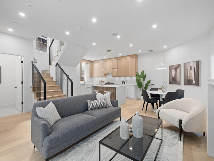 1-332 E 20th Avenue, Vancouver, BC, V5V 1M3 - 4