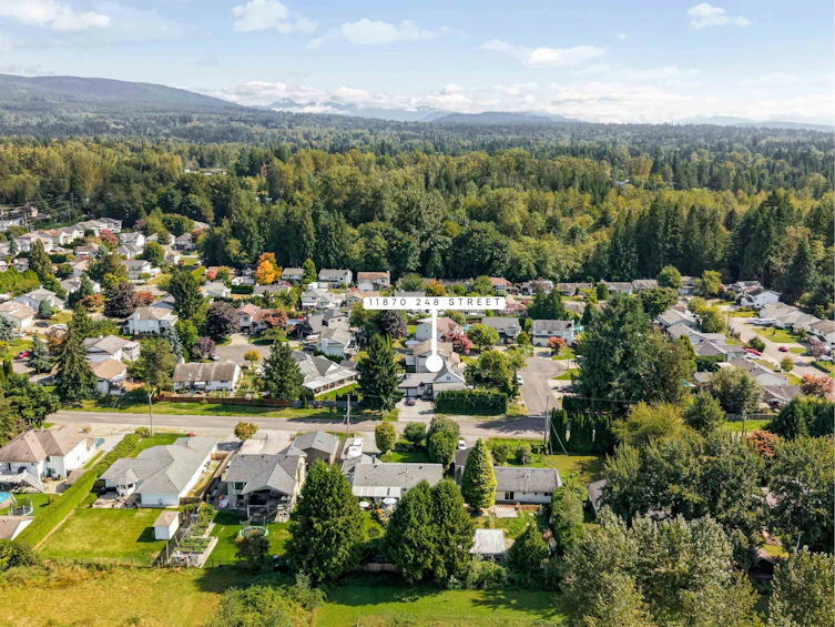 11870 248 Street, Maple Ridge, BC, V4R 2A9 - 32